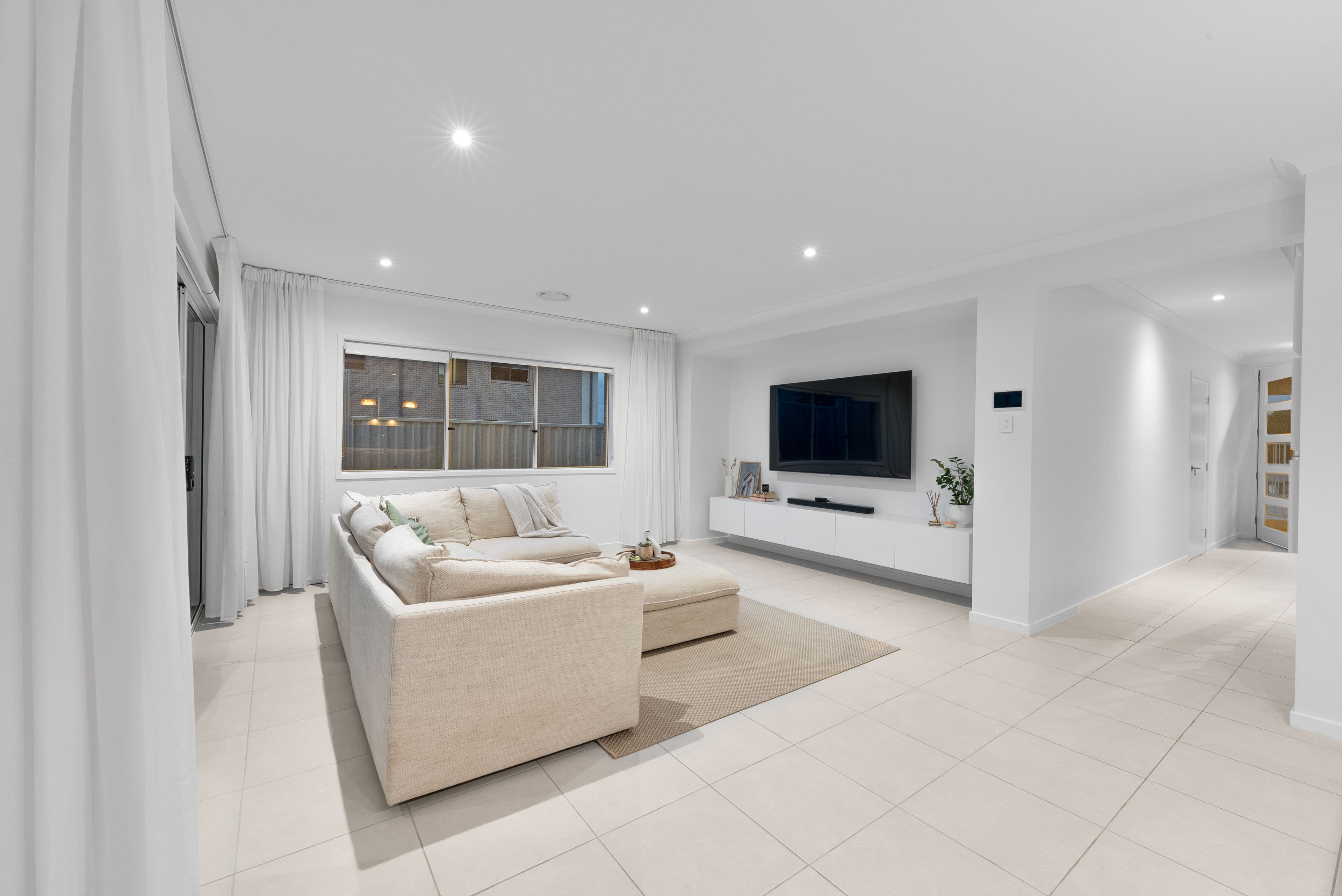 15 Crusoe Street, Coomera QLD 4209, Coomera - Thumbnail 7