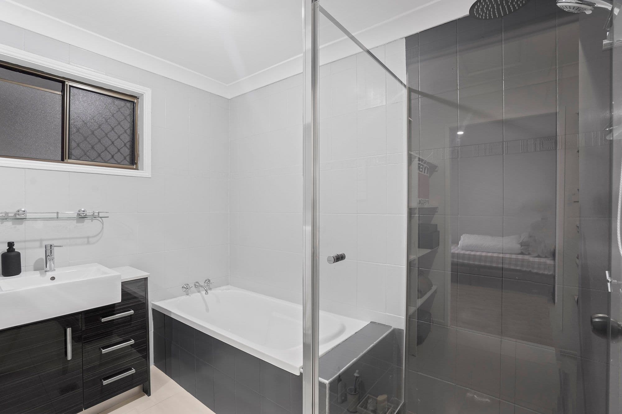 5 Ham Road, Mansfield QLD 4122, Mansfield - Thumbnail 4
