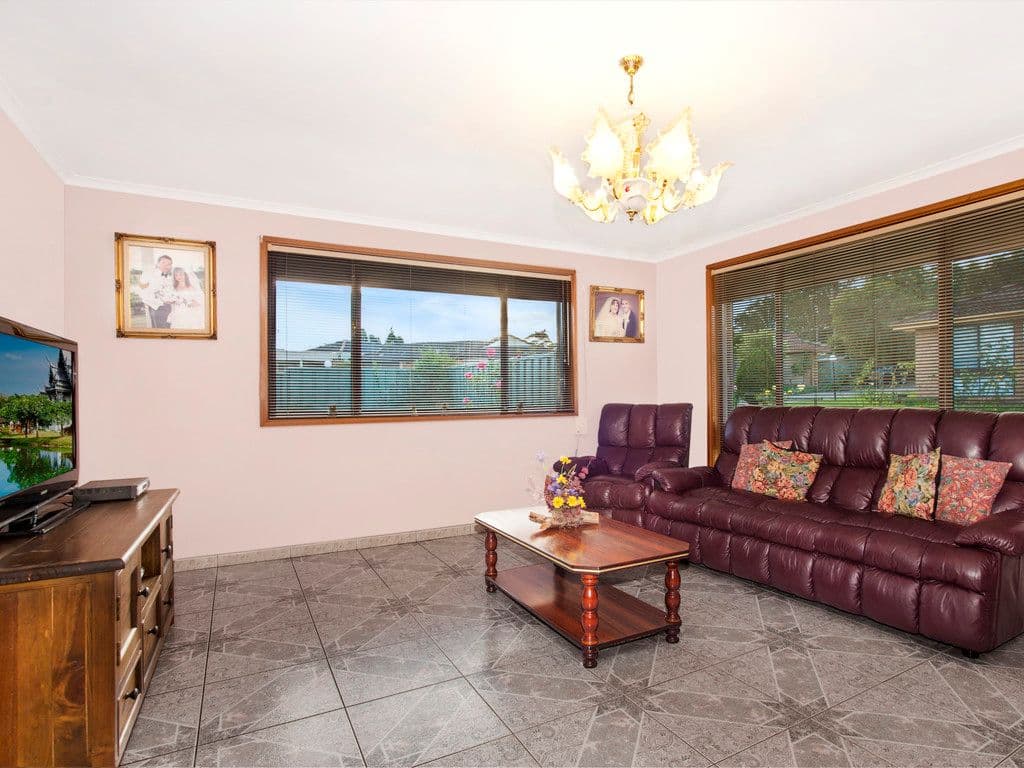 16 Benghazi Street, Bossley Park - Thumbnail 2