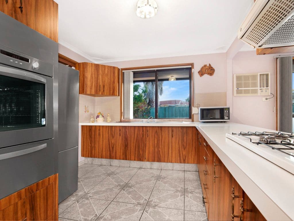 16 Benghazi Street, Bossley Park - Thumbnail 3
