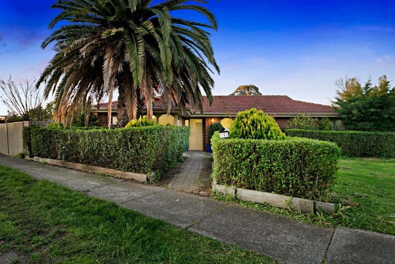 1 Canterbury Street, Cranbourne VIC 3977, Cranbourne - Image 1