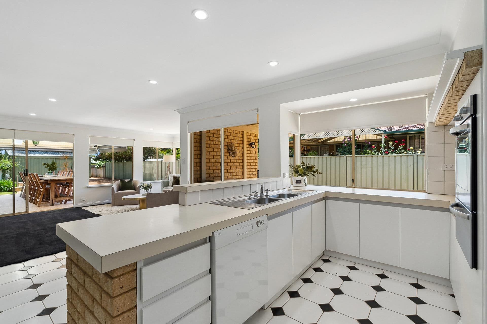 82 Temby Avenue, Kalamunda WA 6076, Kalamunda - Thumbnail 8