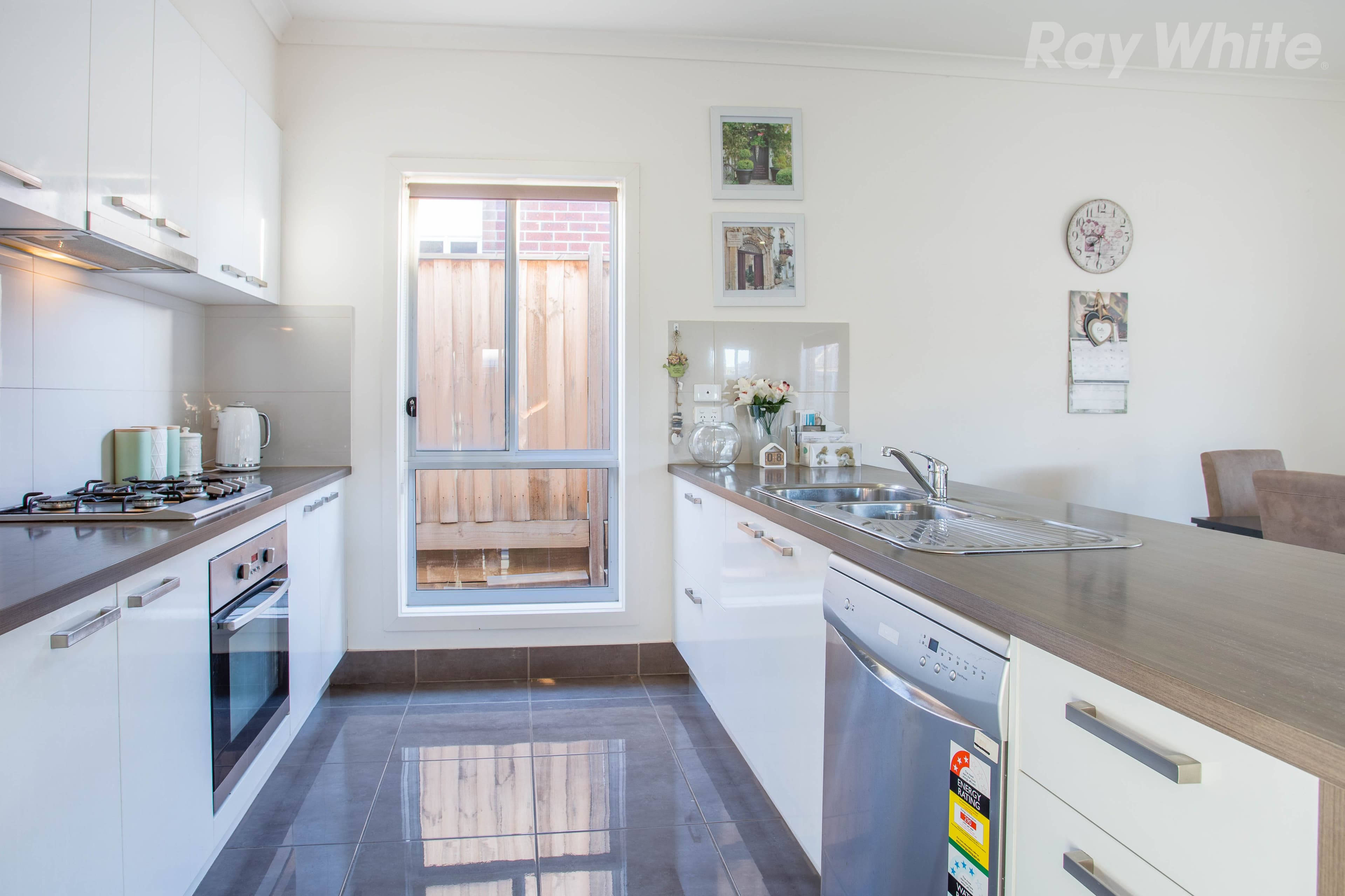25 Sunridge Drive, Mernda VIC 3754, Mernda - Thumbnail 3