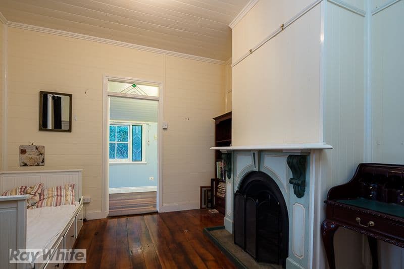 1-5 Collins Street, Redland Bay QLD 4165, Redland Bay - Thumbnail 4