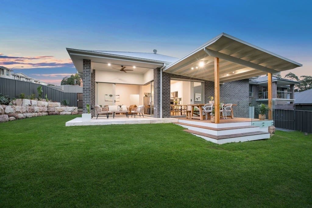 2 Larkswing Place, Berkeley Vale - Thumbnail 4