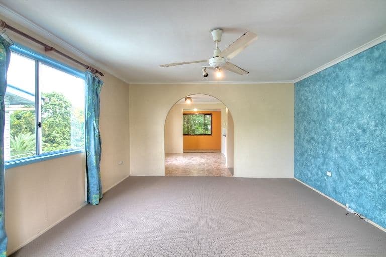 20 braeridge Drive, BUNDAMBA QLD 4304, Bundamba - Thumbnail 2