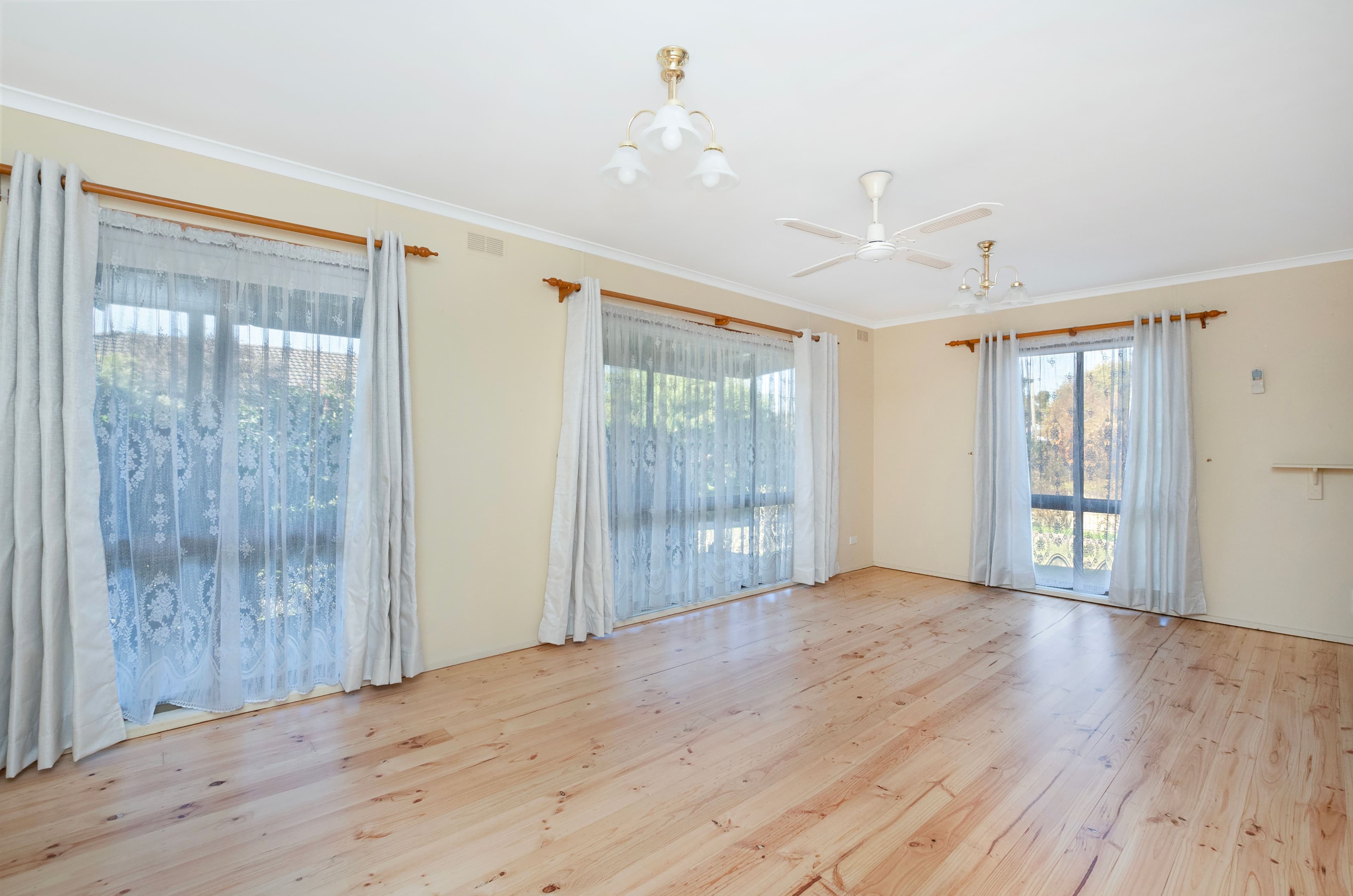 94 Kerr Street, Mortlake VIC 3272, Mortlake - Thumbnail 3