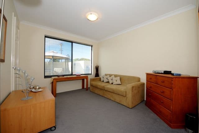 91 Penguin Road, SAFETY BAY WA 6169, Safety Bay - Thumbnail 7