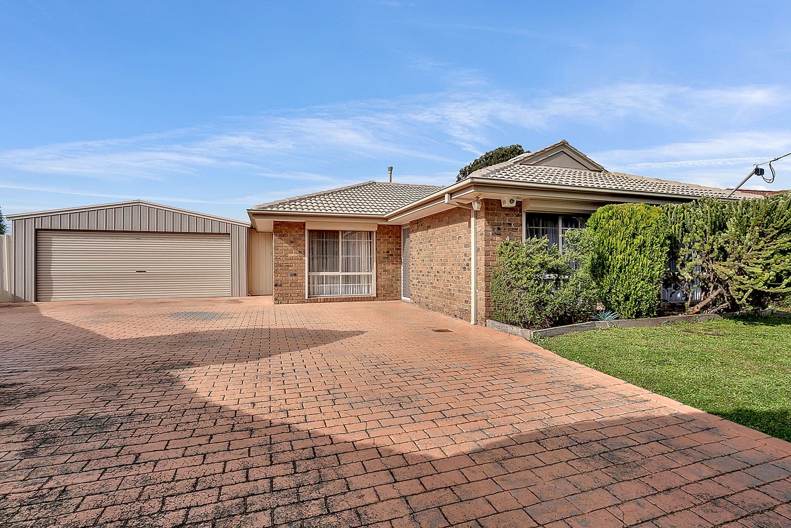 4 St Austell Court, Craigieburn VIC 3064, Craigieburn - Image 1
