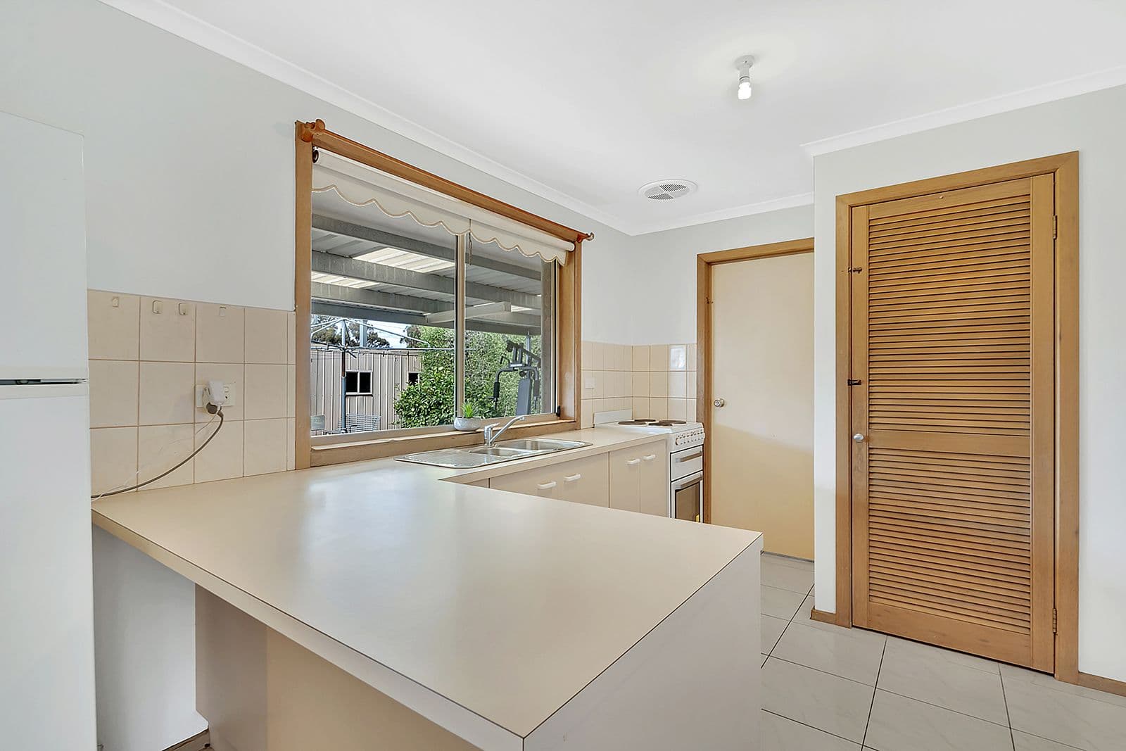 4 St Austell Court, Craigieburn VIC 3064, Craigieburn - Thumbnail 5