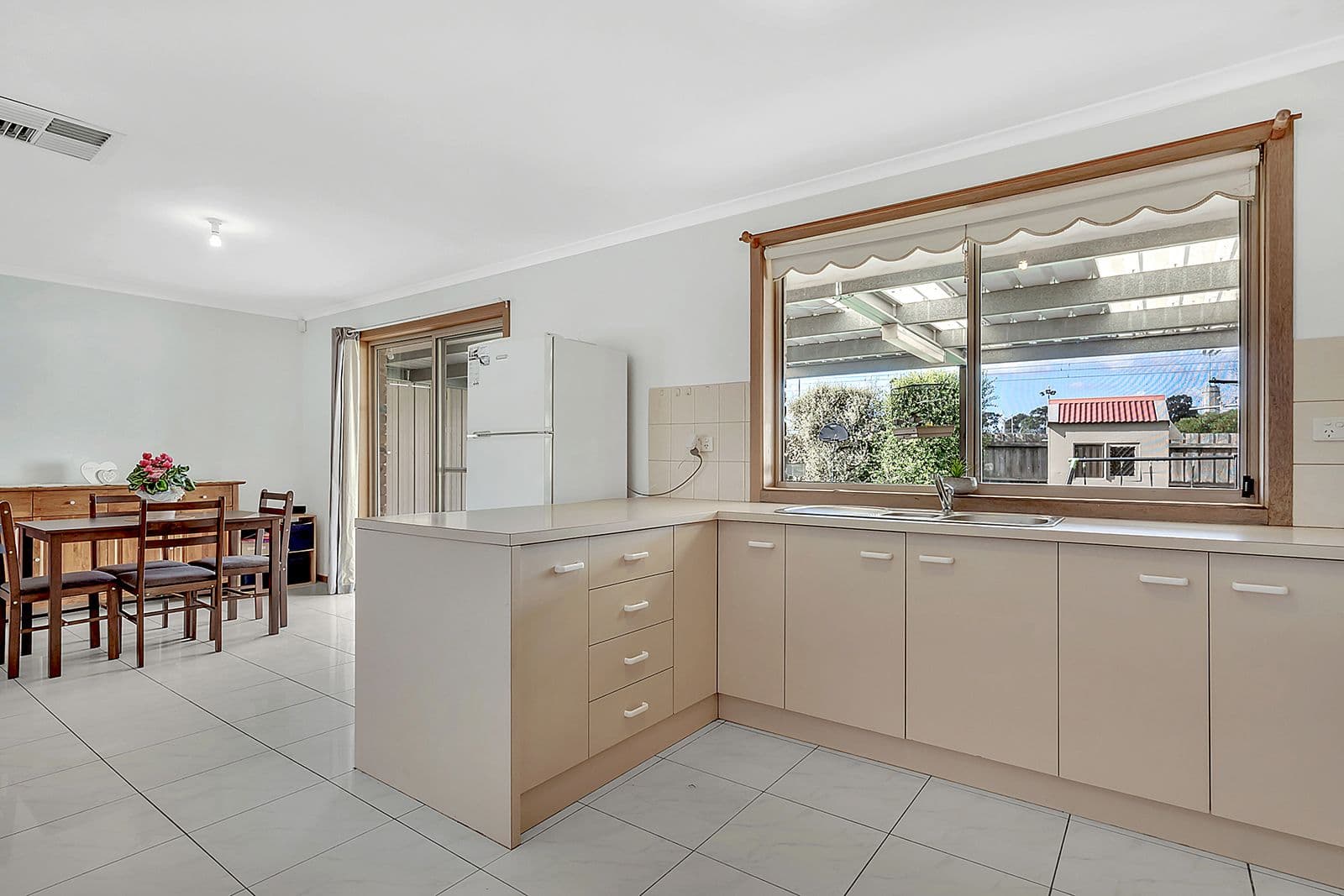4 St Austell Court, Craigieburn VIC 3064, Craigieburn - Thumbnail 6