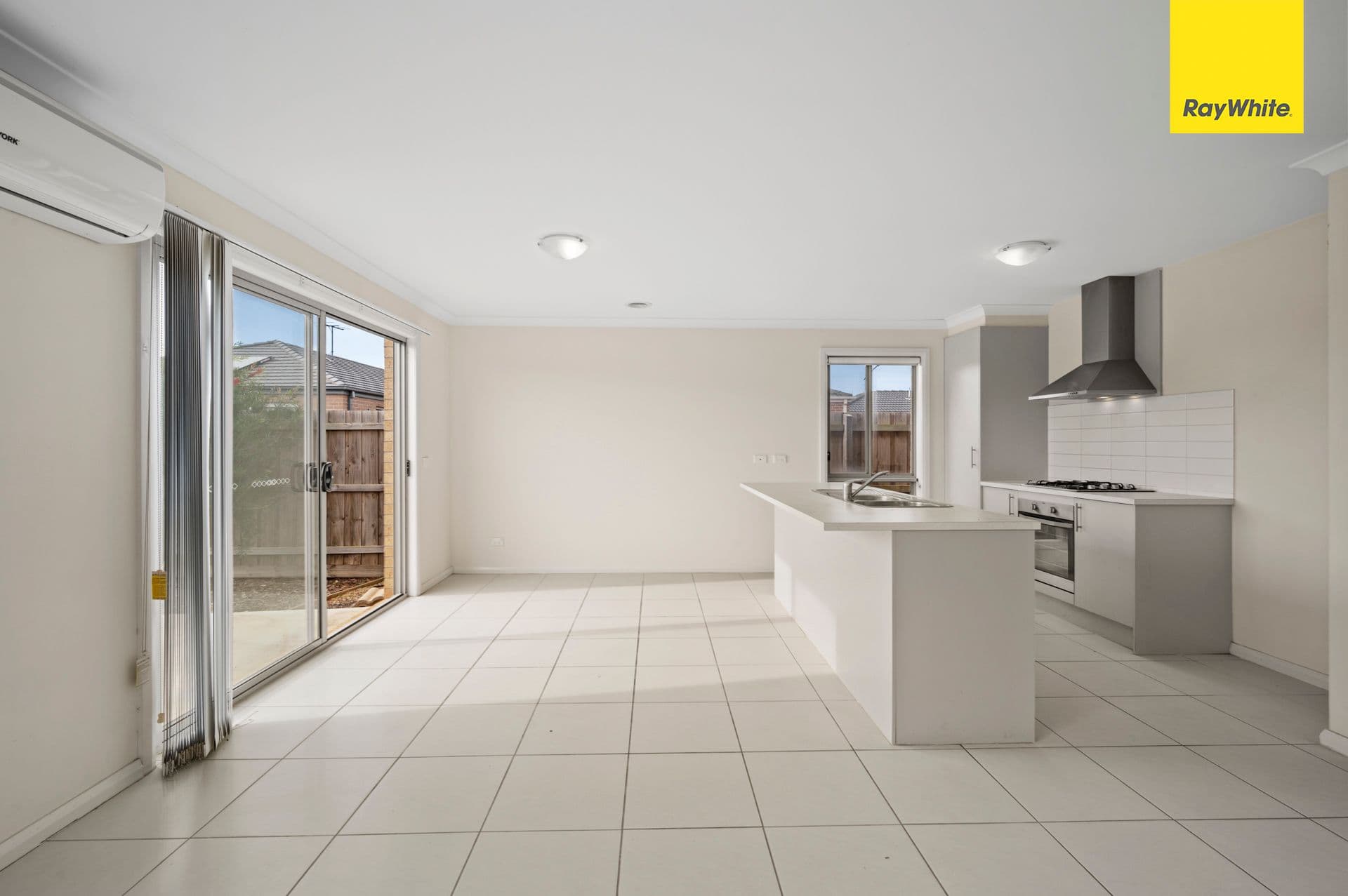 15 Norwood Avenue, WEIR VIEWS VIC 3338, Weir Views - Thumbnail 5