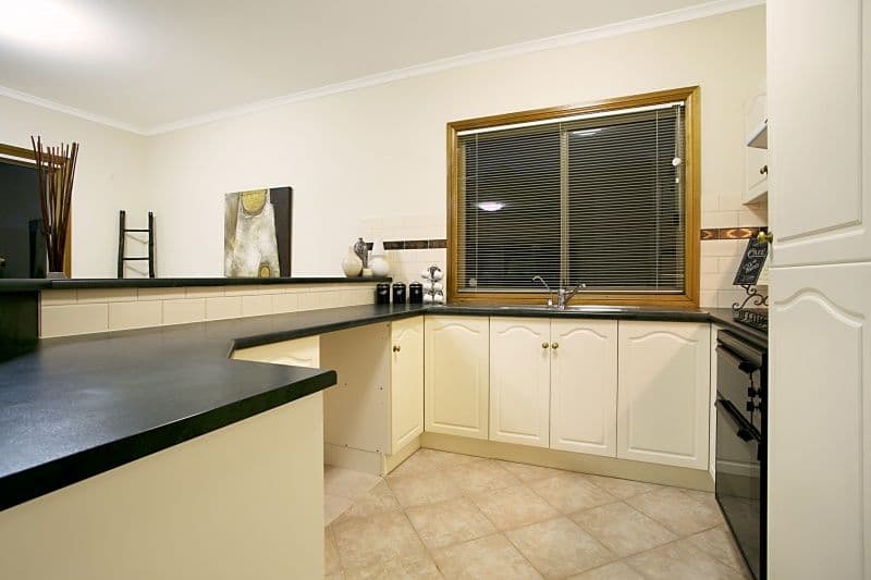 8 Brookside Street, OAKDEN SA 5086, Oakden - Thumbnail 6