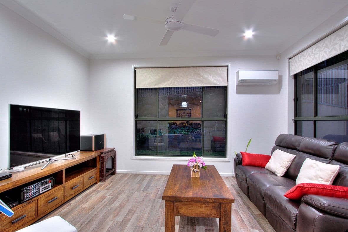 10 Charles Glen Street, Daisy Hill QLD 4127, Daisy Hill - Thumbnail 6