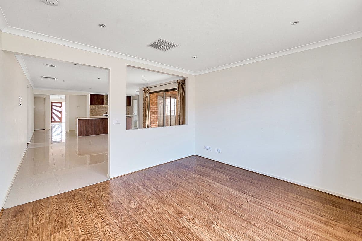 73 Quarters Boulevard, Cranbourne West VIC 3977, Cranbourne West - Thumbnail 5