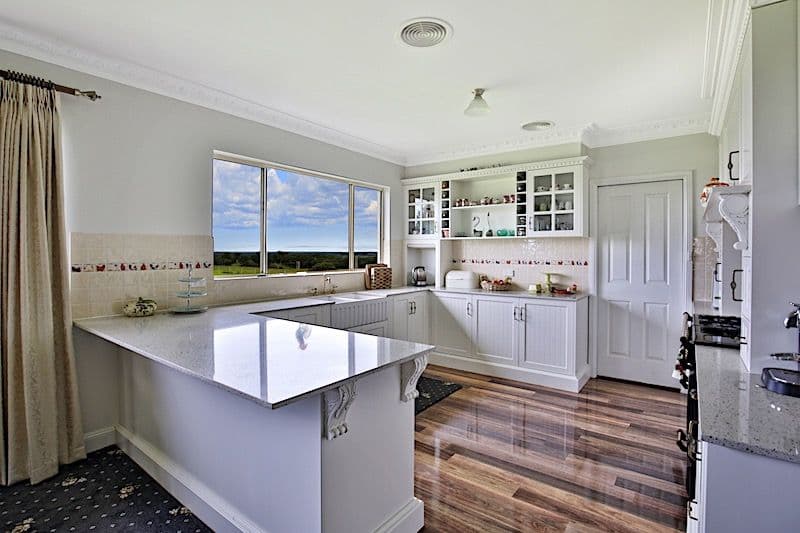 129 Woncor Avenue, Nowra Hill - Thumbnail 2