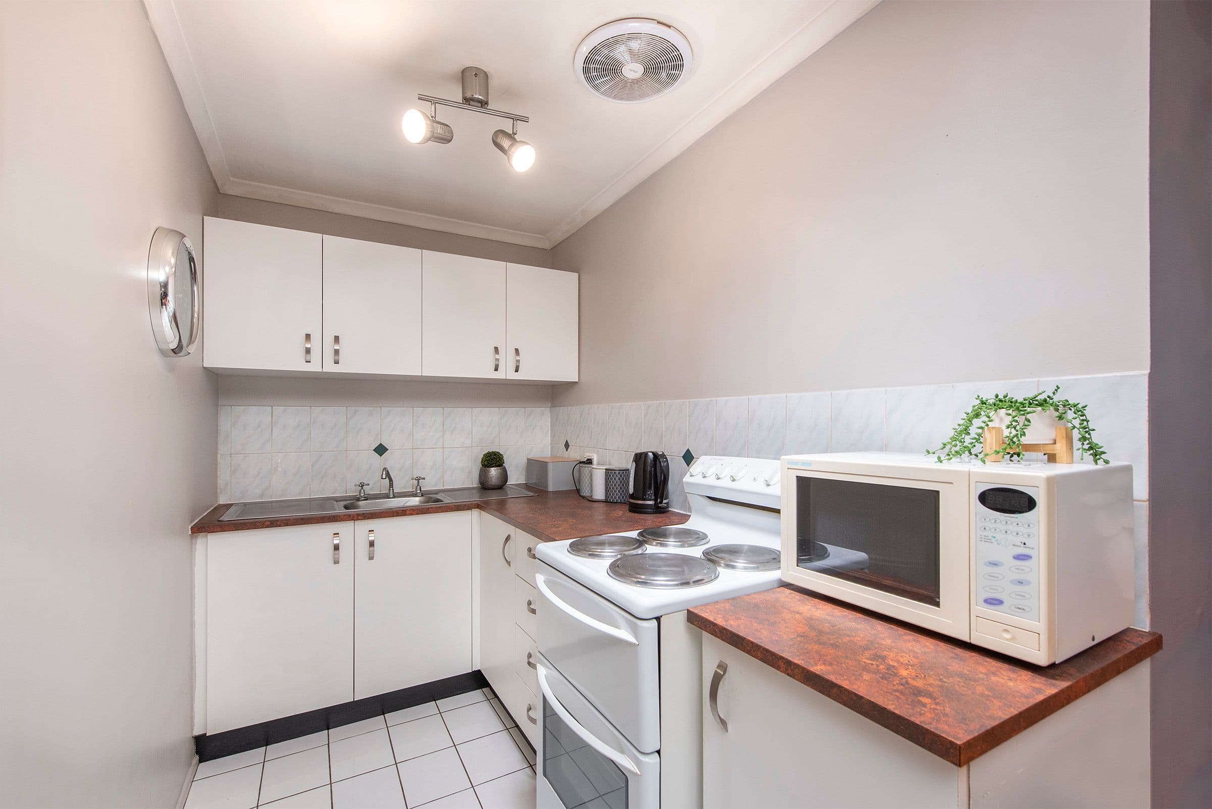 7 Cleopatra Street, Kingston QLD 4114, Kingston - Thumbnail 8