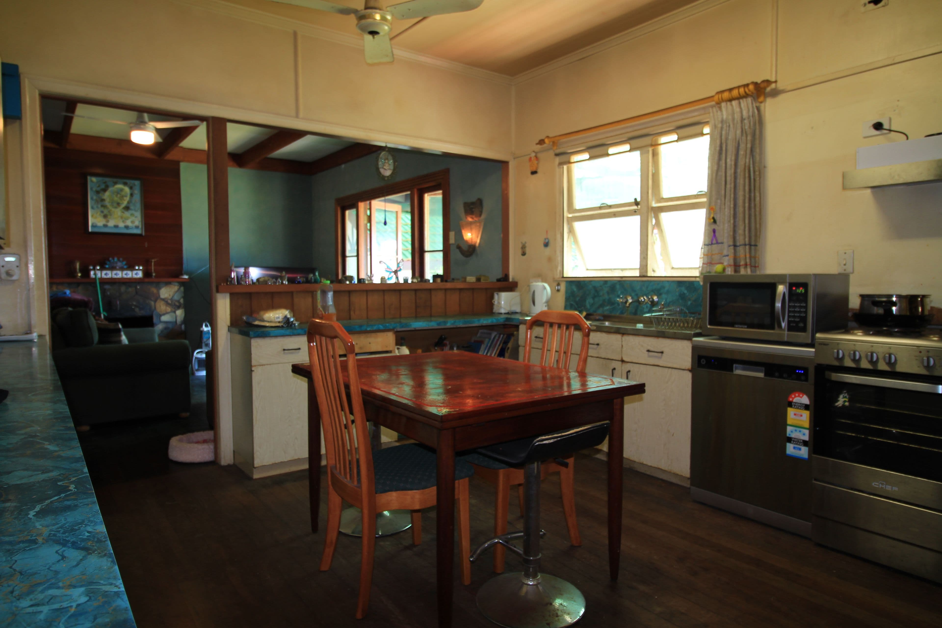 12 Sinclair Street, Newtown QLD 4305, Newtown - Thumbnail 6