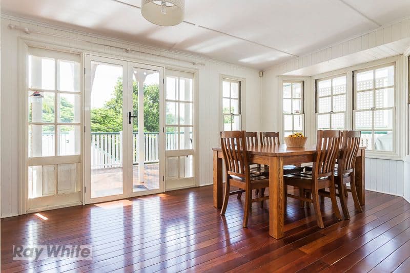 50 Raff Avenue, HOLLAND PARK QLD 4121, Holland Park - Thumbnail 2