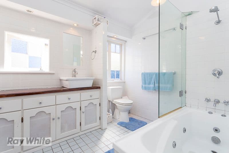 50 Raff Avenue, HOLLAND PARK QLD 4121, Holland Park - Thumbnail 7