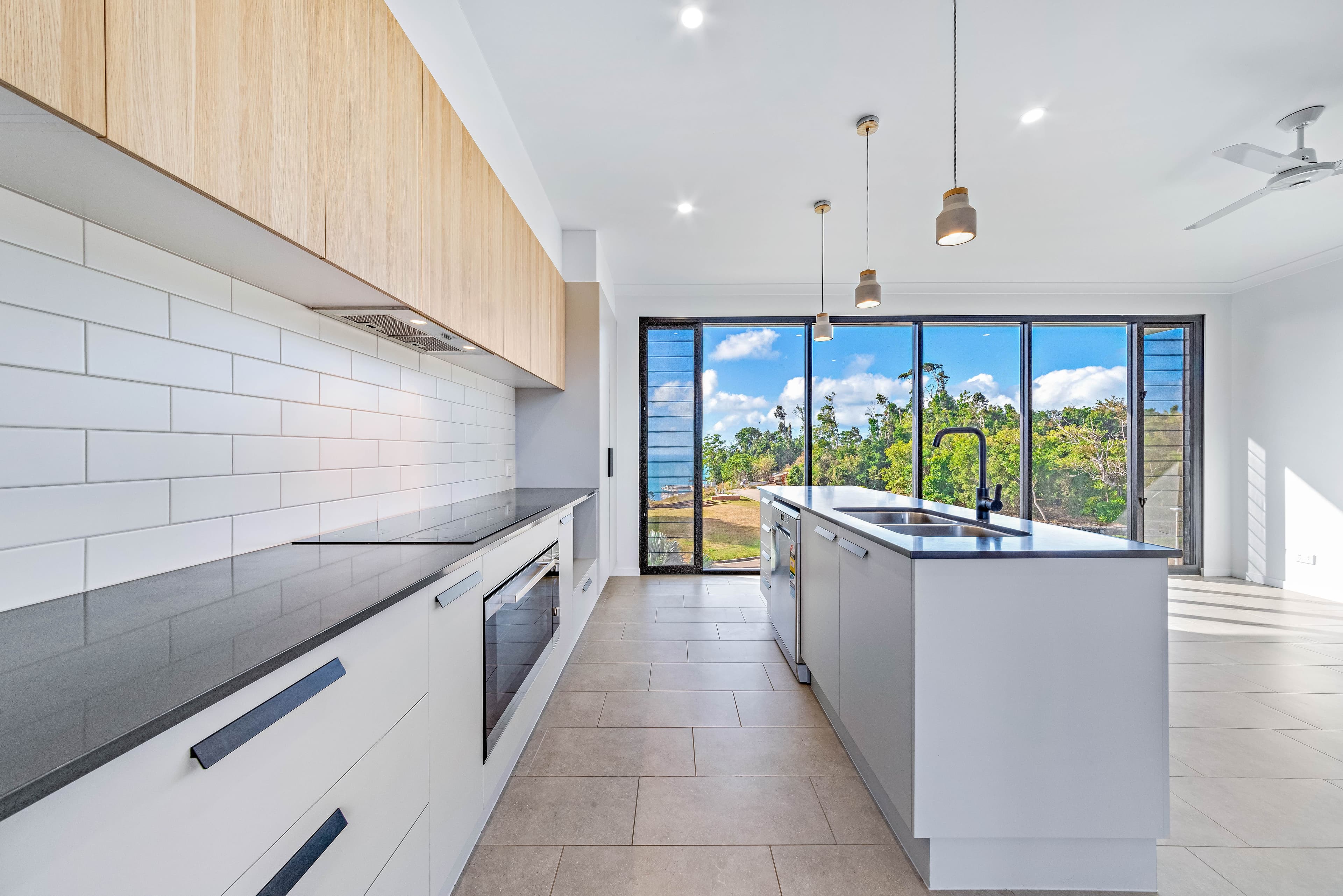 18 Mount Whitsunday Drive, Airlie Beach QLD 4802, Airlie Beach - Thumbnail 7