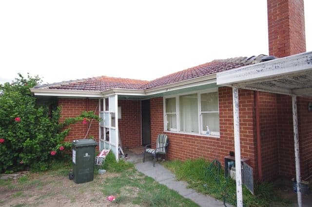 33 Maitland Road, BALGA WA 6061, Balga - Thumbnail 2