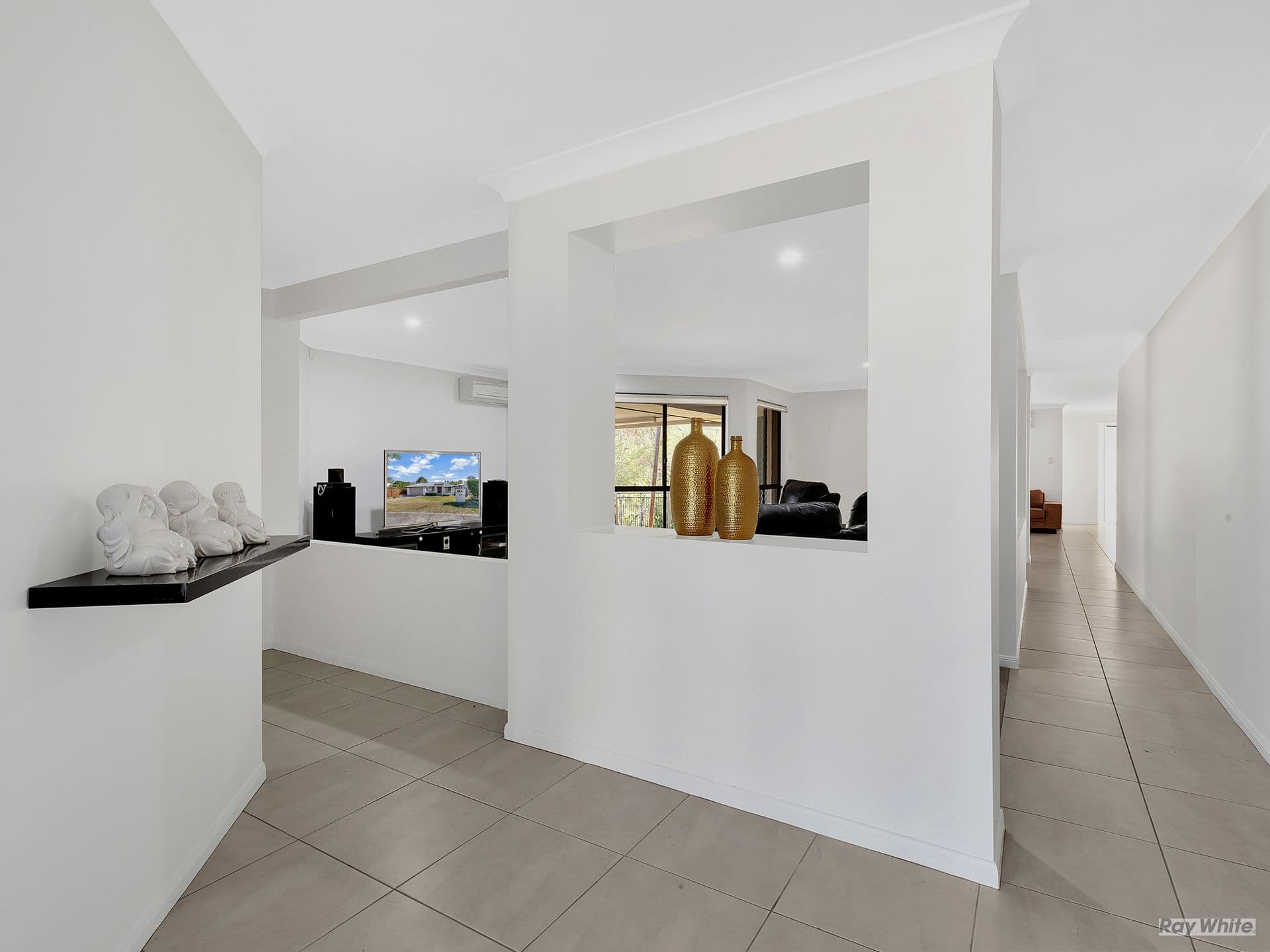 17 Holterman Crescent, Redbank Plains QLD 4301, Redbank Plains - Thumbnail 4
