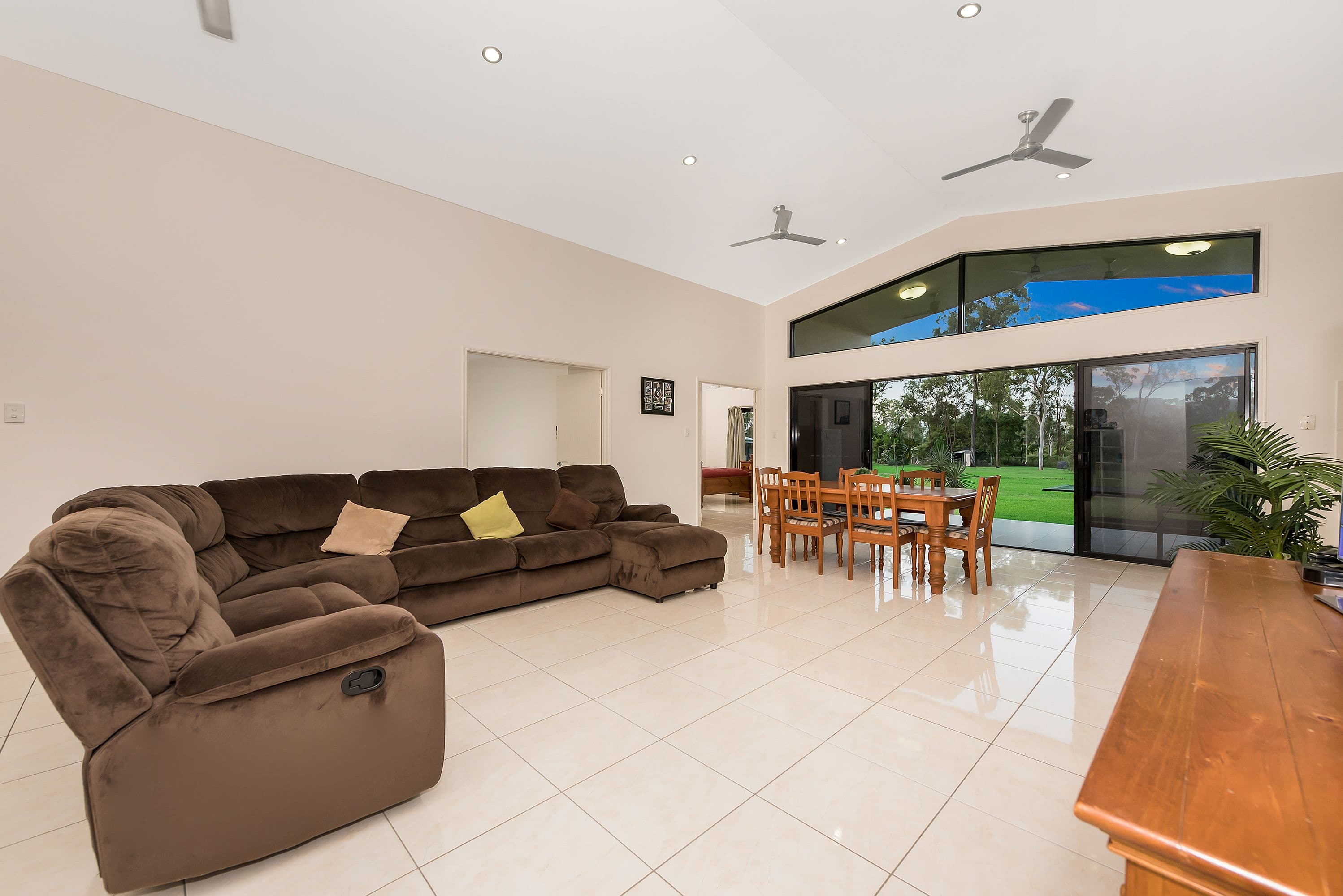 2 Nowra Street, Moorabbin - Thumbnail 2