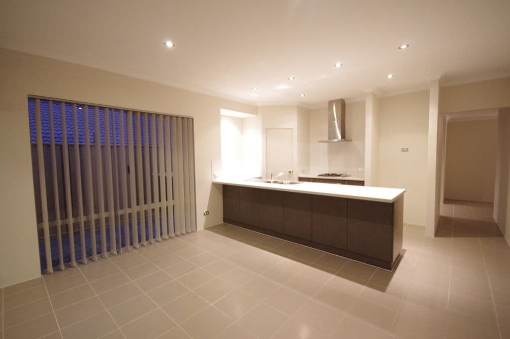 7 Ferrara Way, GIRRAWHEEN WA 6064, Girrawheen - Thumbnail 2