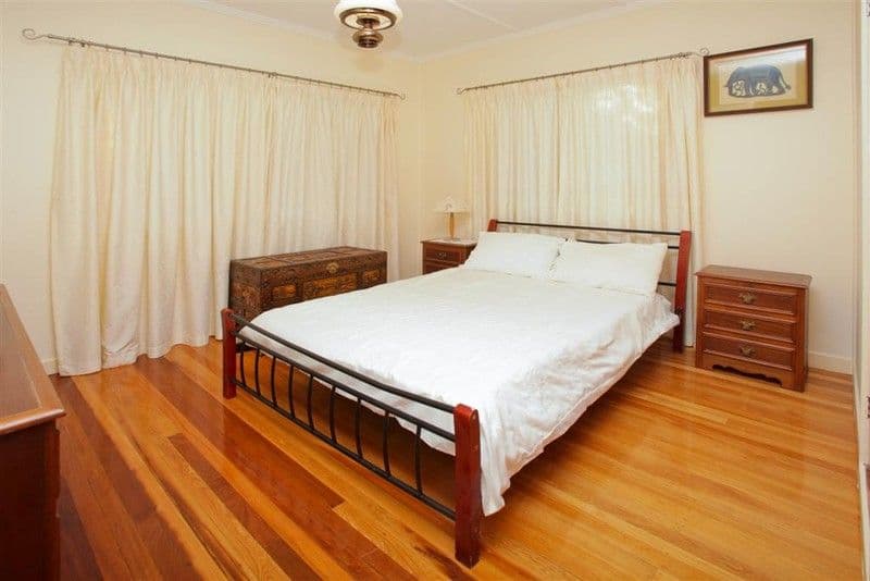 98 Lawn Street, HOLLAND PARK QLD 4121, Holland Park - Thumbnail 3