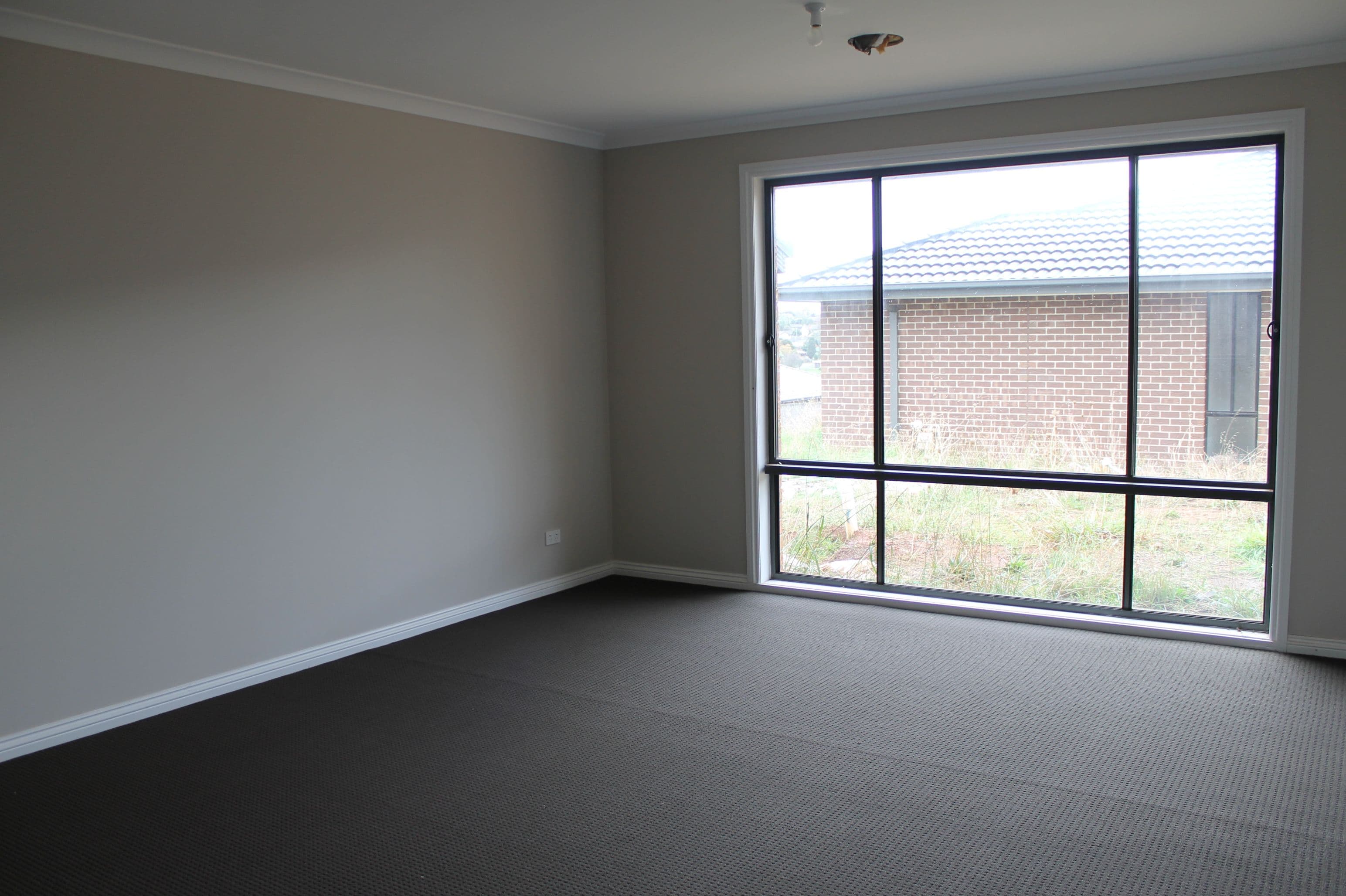 2 Leura Street, Drouin VIC 3818, Drouin - Thumbnail 6