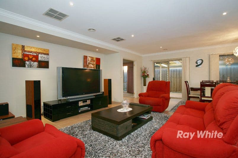 11 Hal Porter Terrace, LYNBROOK VIC 3975, Lynbrook - Thumbnail 3