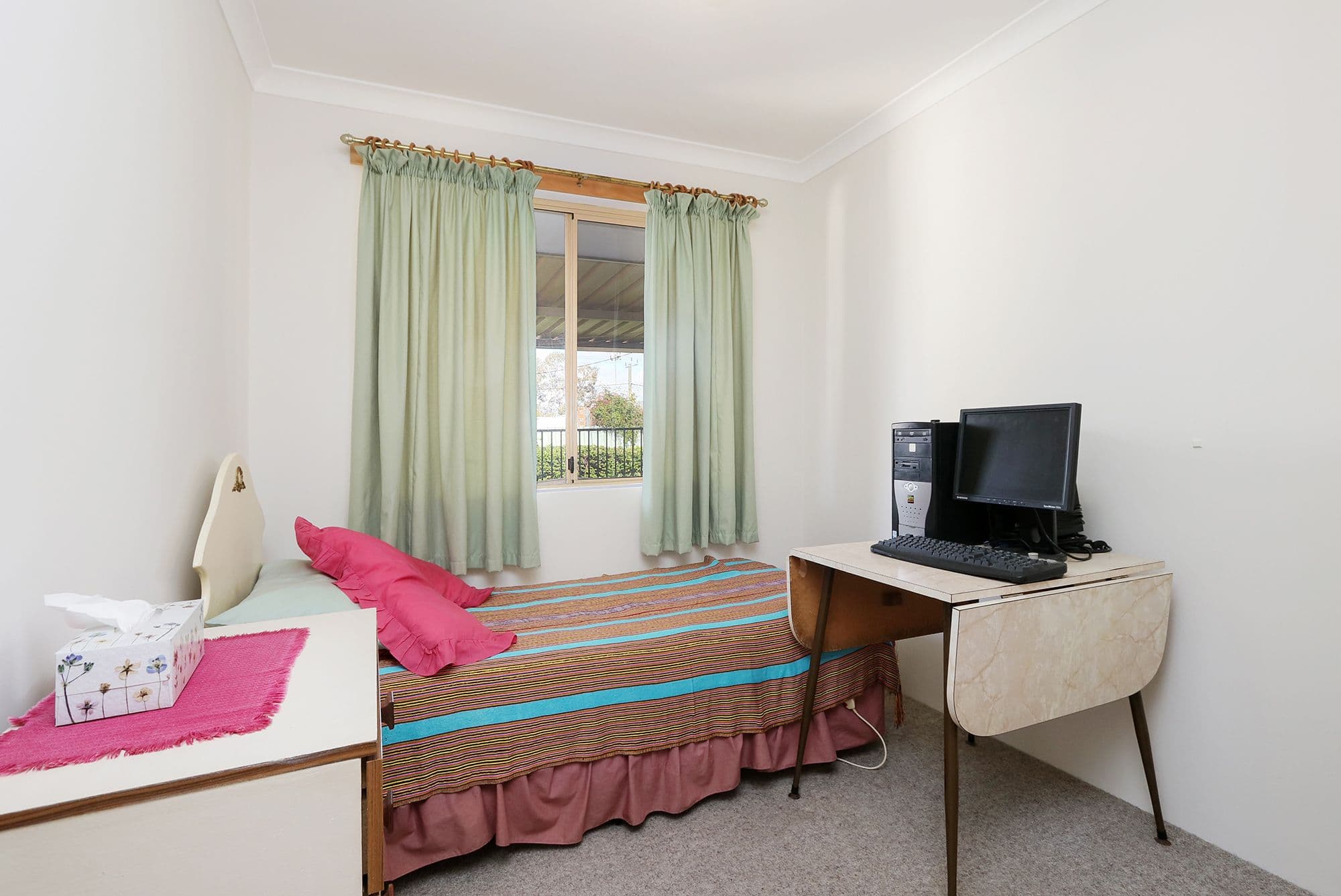 5b Lyneham Place, Bassendean WA 6054, Bassendean - Thumbnail 7
