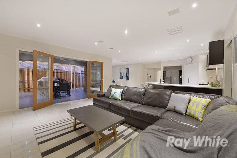 99 Victoria Knox Avenue, Rowville VIC 3178, Rowville - Thumbnail 2