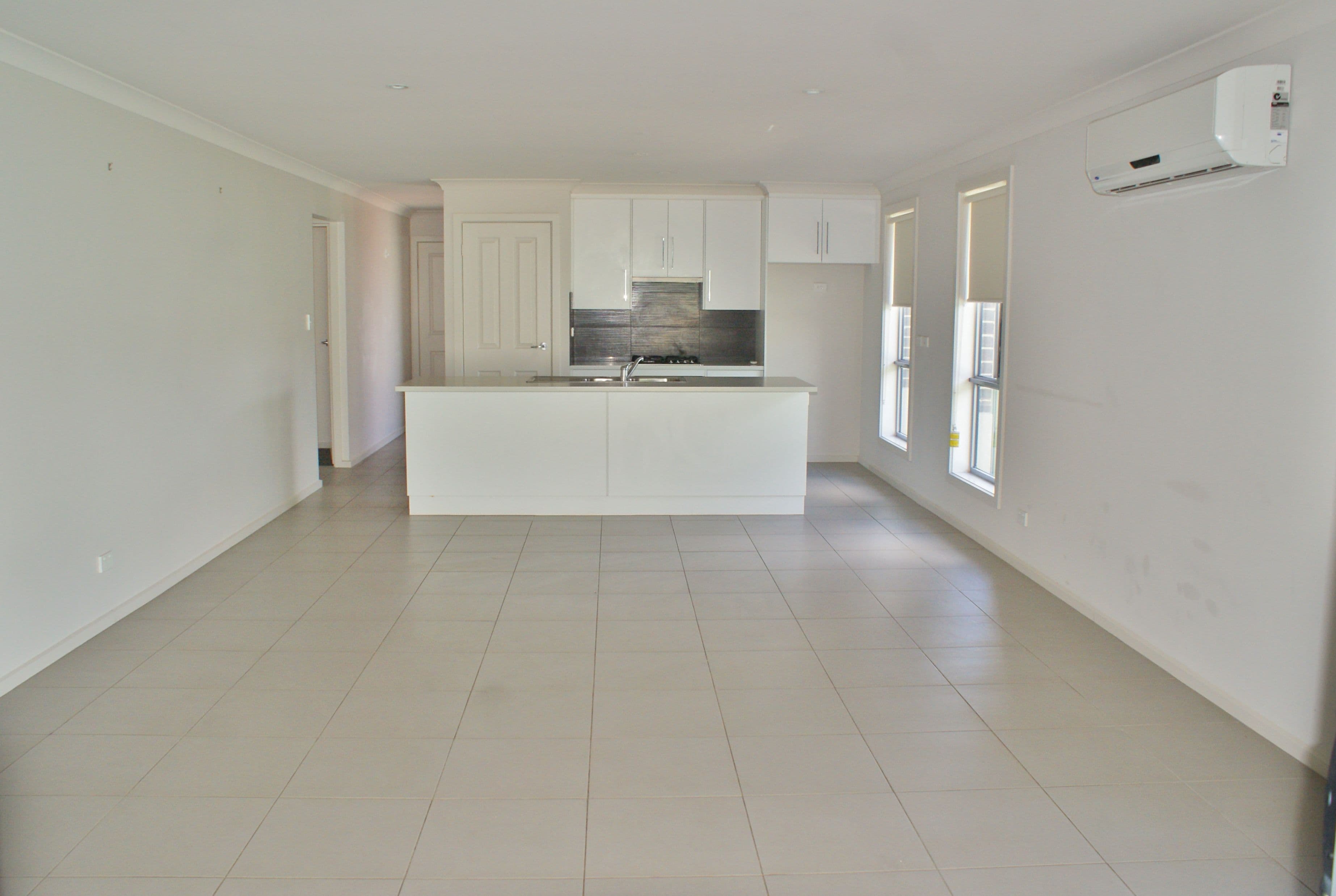 55 Millers Road, Altona - Thumbnail 2