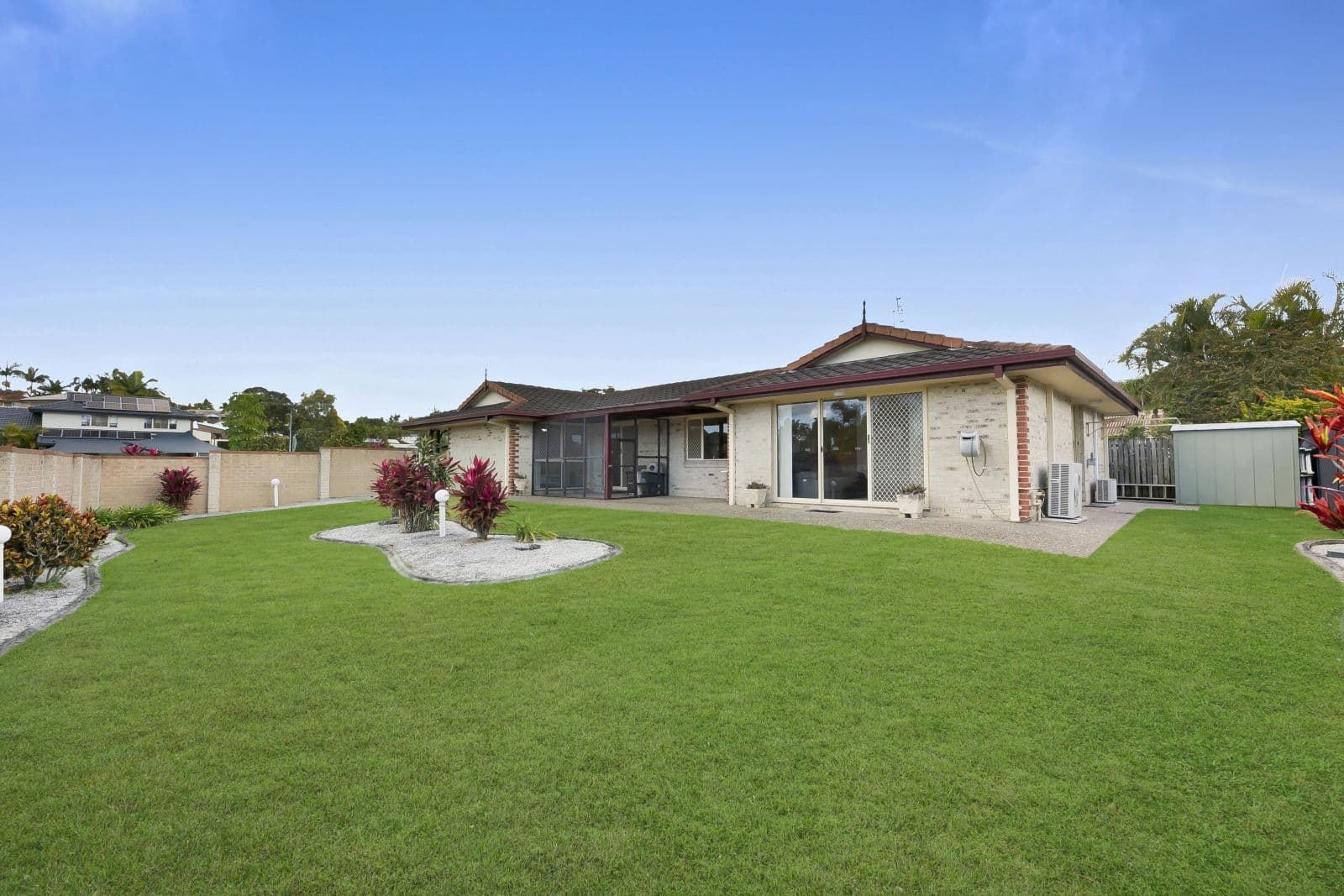 140 Wallandra Road, Tallai QLD 4213, Tallai - Thumbnail 3