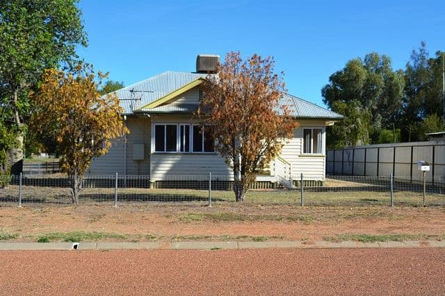 6 Rose Street, Blackall QLD 4472, Blackall - Image 1