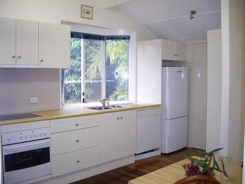 90 Dartmouth Street, COOPERS PLAINS QLD 4108, Coopers Plains - Thumbnail 2
