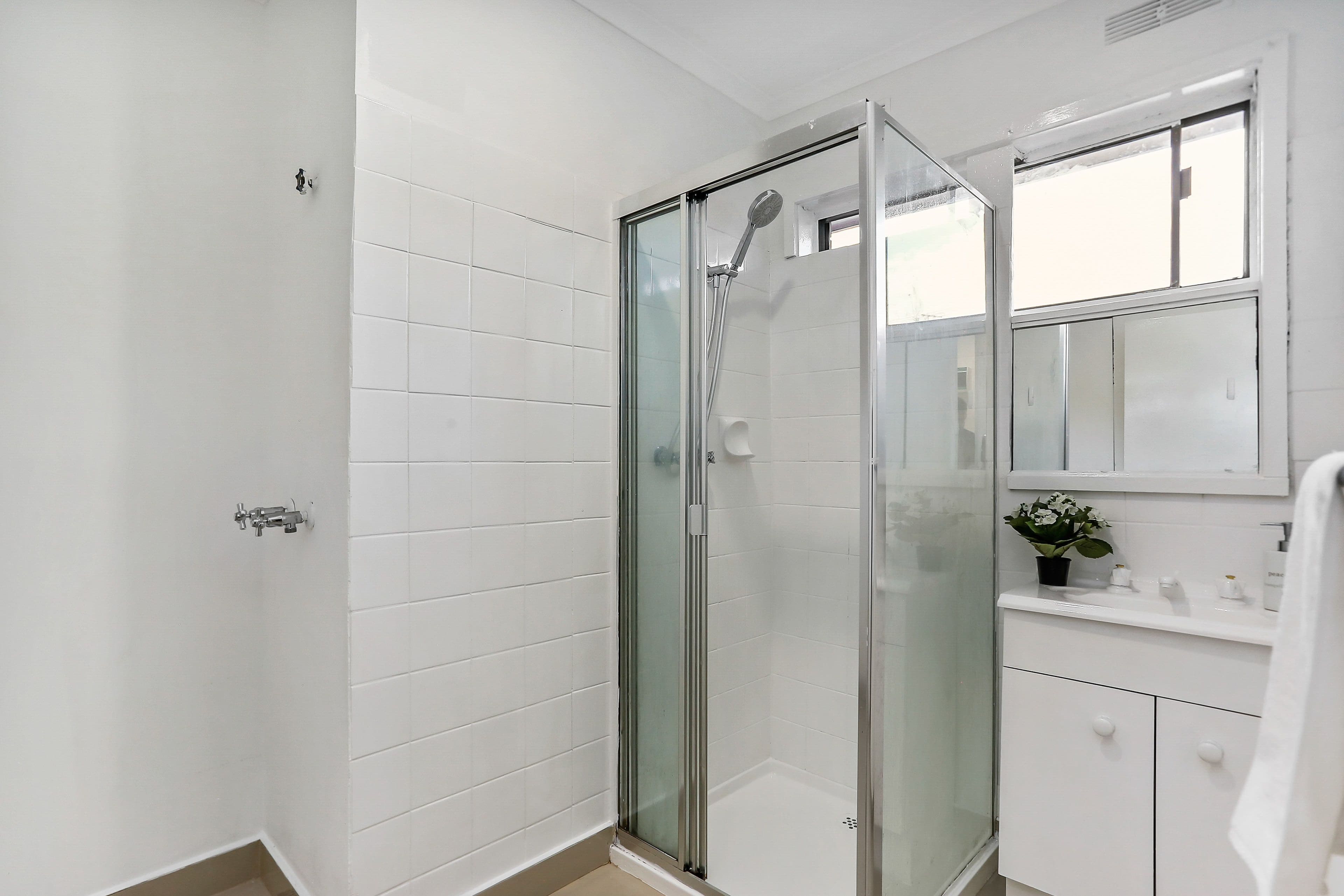 695 Pascoe Vale Road, Glenroy VIC 3046, Glenroy - Thumbnail 7