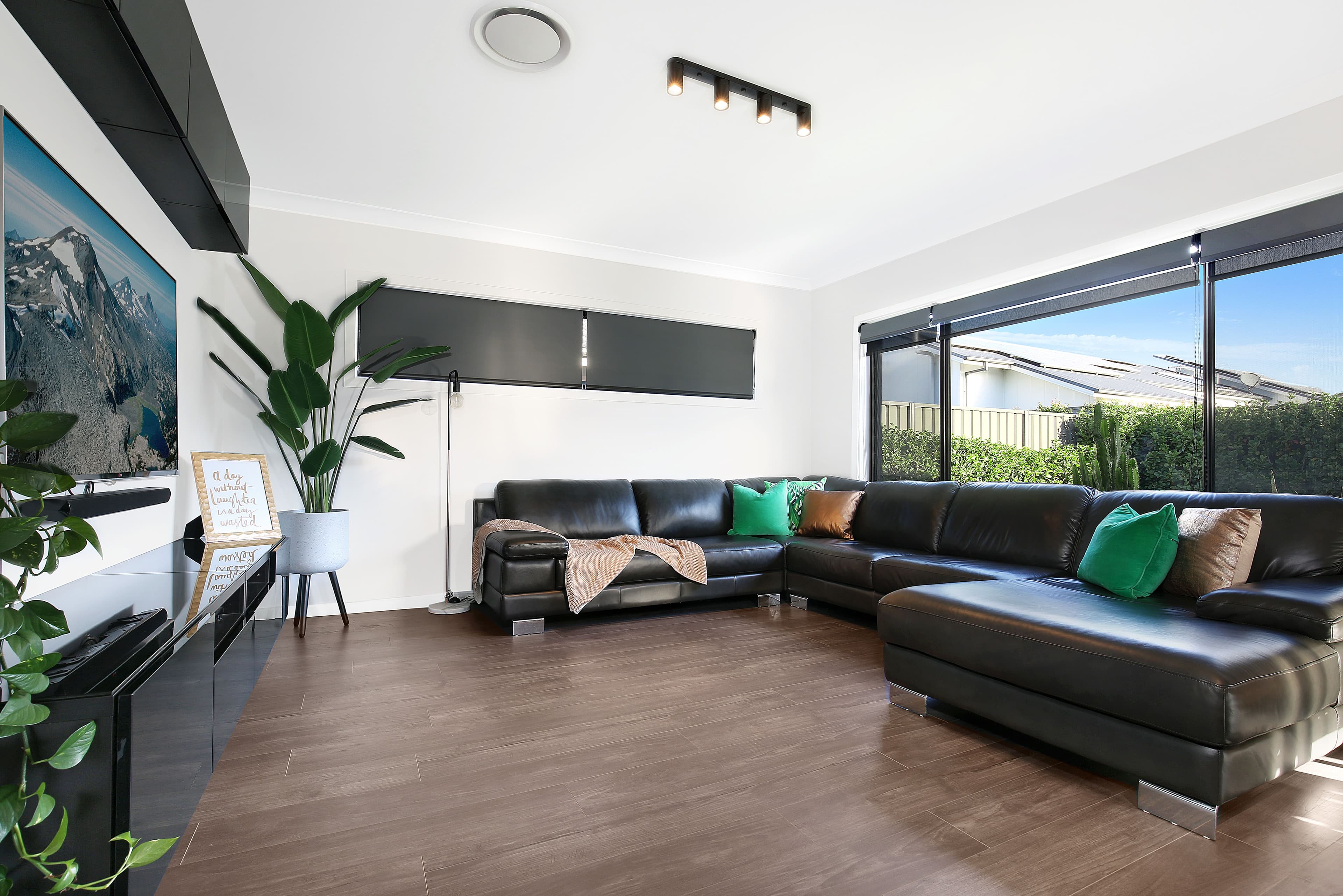 9 Deltaview Avenue, Haywards Bay - Thumbnail 4