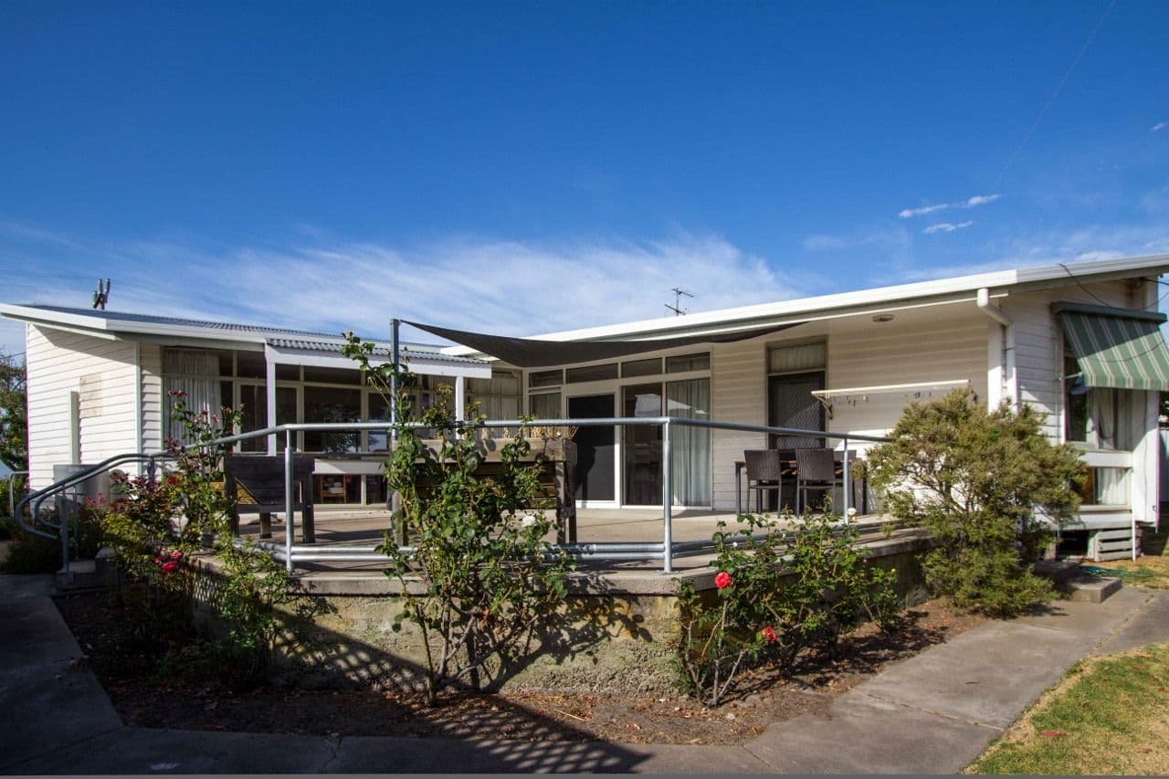 16 Mount Gambier Road, Casterton VIC 3311, Casterton - Thumbnail 2