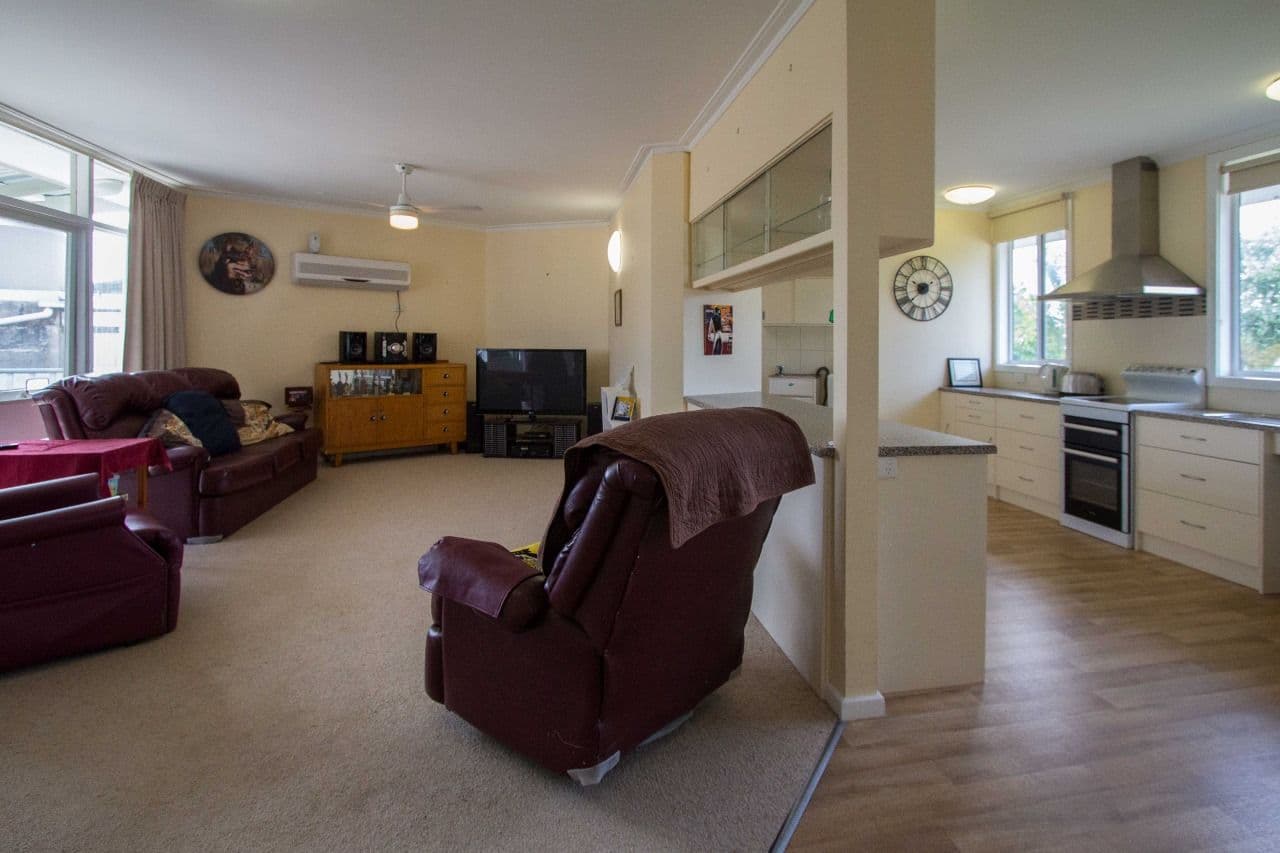 16 Mount Gambier Road, Casterton VIC 3311, Casterton - Thumbnail 4
