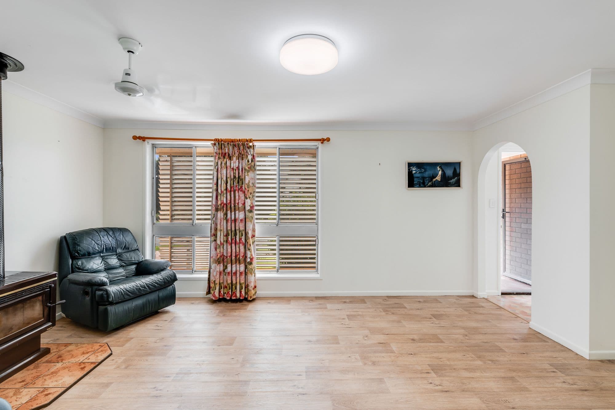 52 Stuart Street, Mount Lofty QLD 4350, Mount Lofty - Thumbnail 4