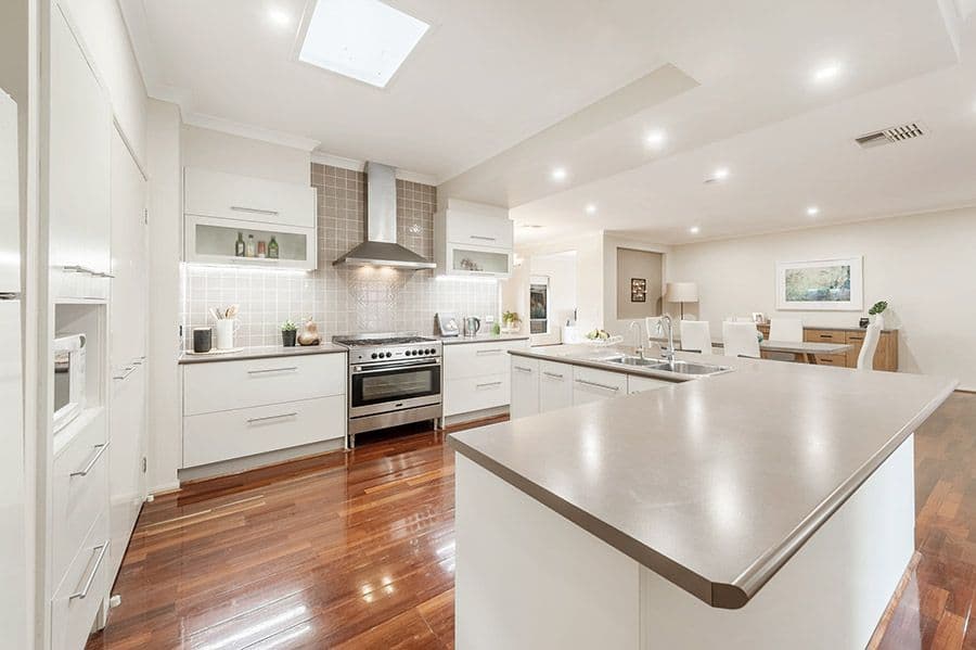 11 Eagleview Way, Craigieburn VIC 3064, Craigieburn - Thumbnail 3