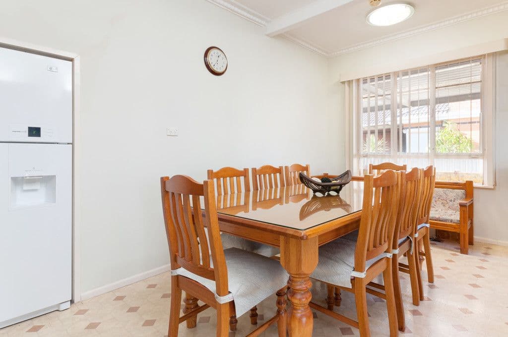 9 Ridgeway Parade, Sunshine West VIC 3020, Sunshine West - Thumbnail 3