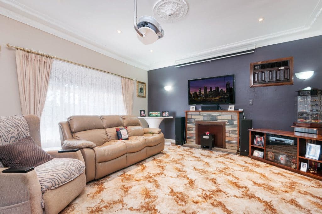 9 Ridgeway Parade, Sunshine West VIC 3020, Sunshine West - Thumbnail 4