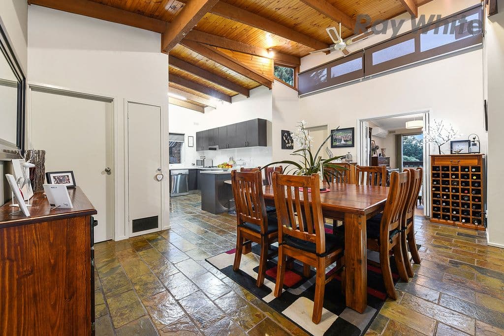 5 TRENTON Place, Mooroolbark VIC 3138, Mooroolbark - Thumbnail 3