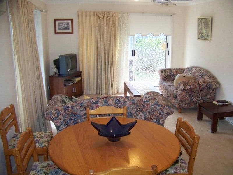 10 Rowe Cls, WISHART QLD 4122, Wishart - Thumbnail 4