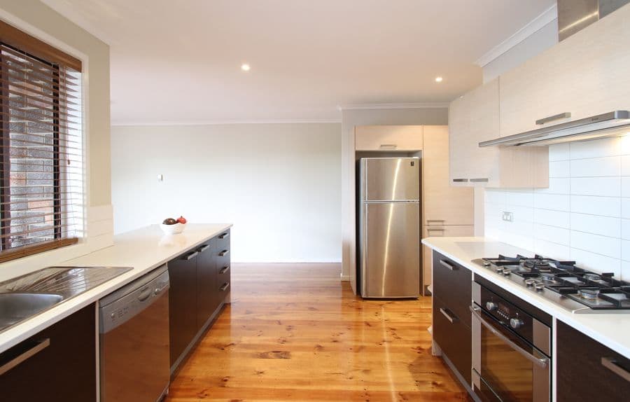 26 Tallow Wood Drive, GREENSBOROUGH VIC 3088, Greensborough - Thumbnail 4