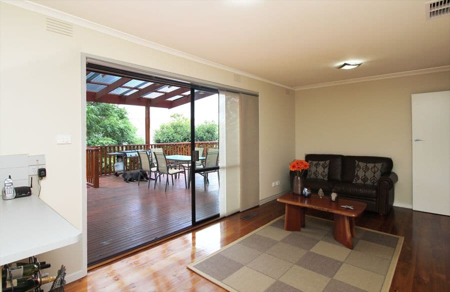 26 Tallow Wood Drive, GREENSBOROUGH VIC 3088, Greensborough - Thumbnail 8